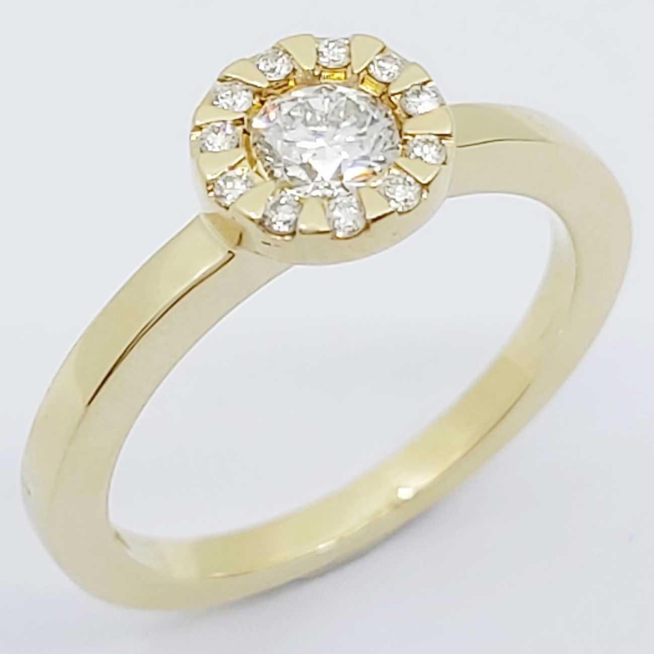 Ring 585/- mit Brillanten, Größe: 52, 3,44 g