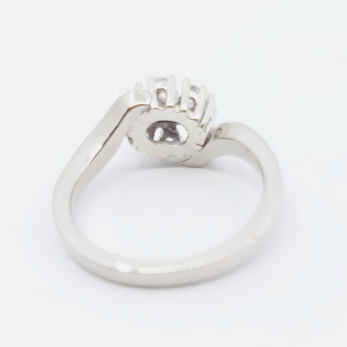 Ring 585/-, Größe: 53 mit Brillanten, 4,580 g