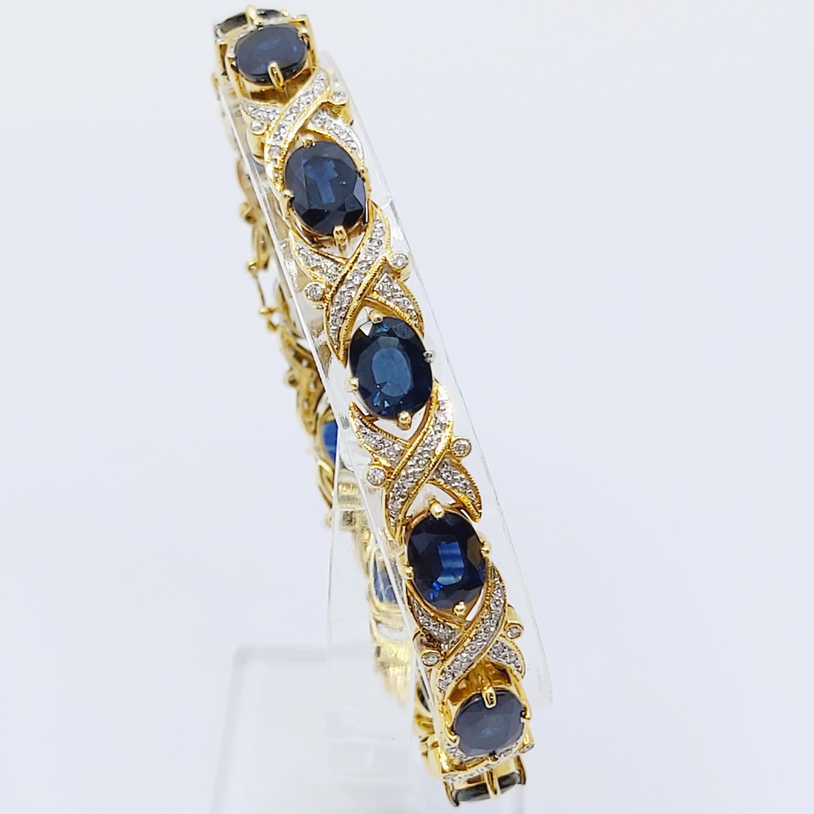 Armband 750/- mit Saphiren und Brillanten, Länge: 18 cm, 33,24g