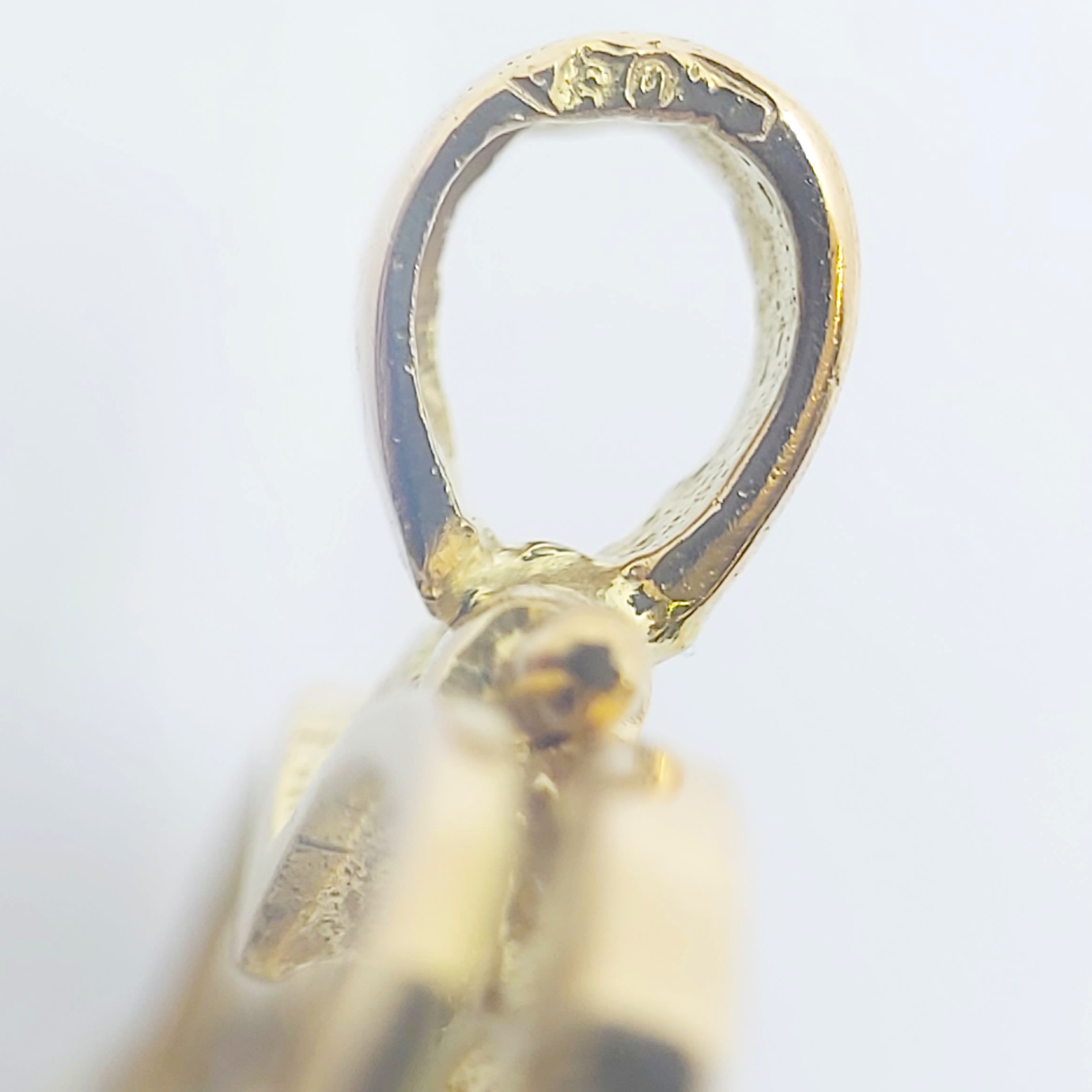 Anhänger 750/- mit weißen Steinen, 2,13g