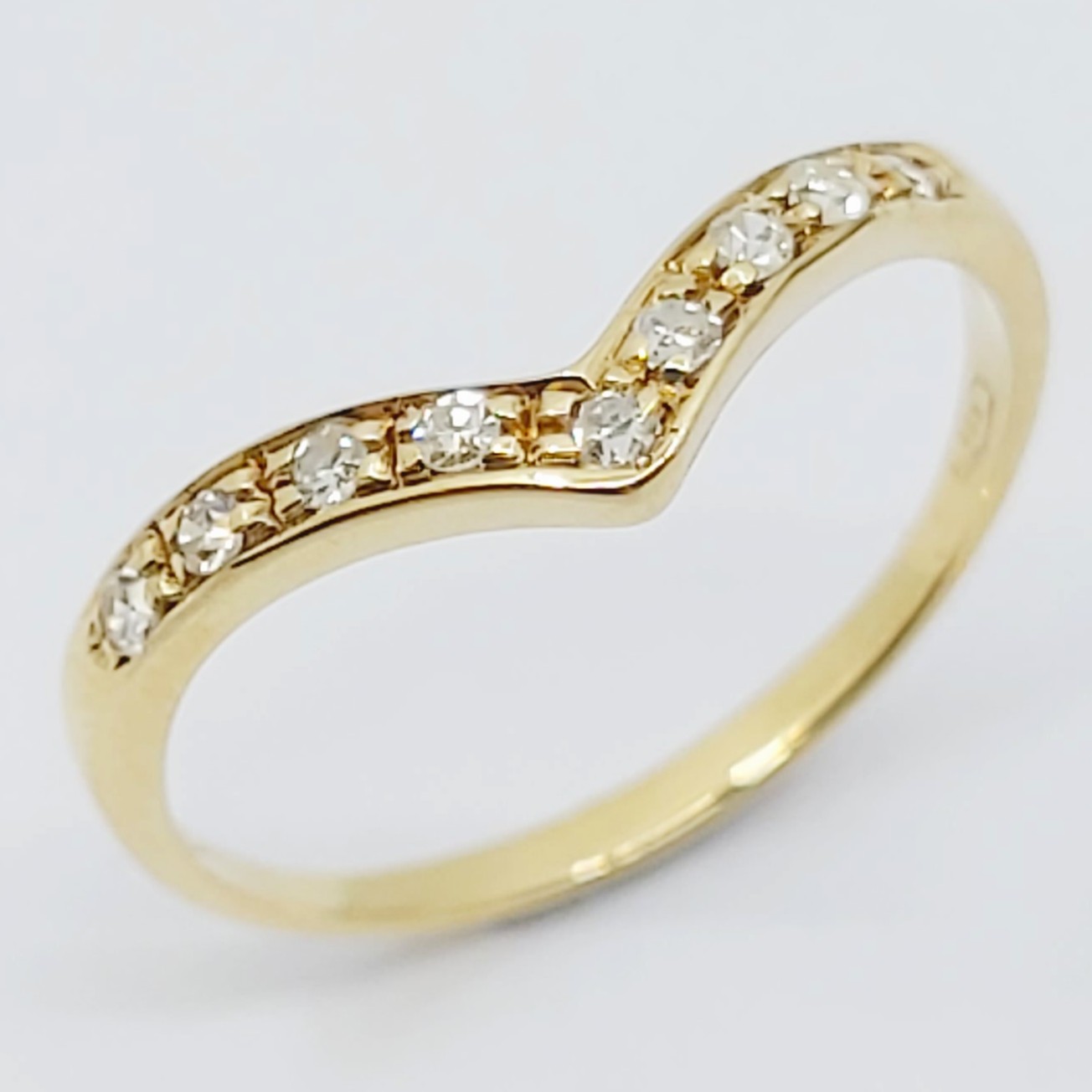 Ring 585/- mit Diamanten, Größe: 51, 1,09g