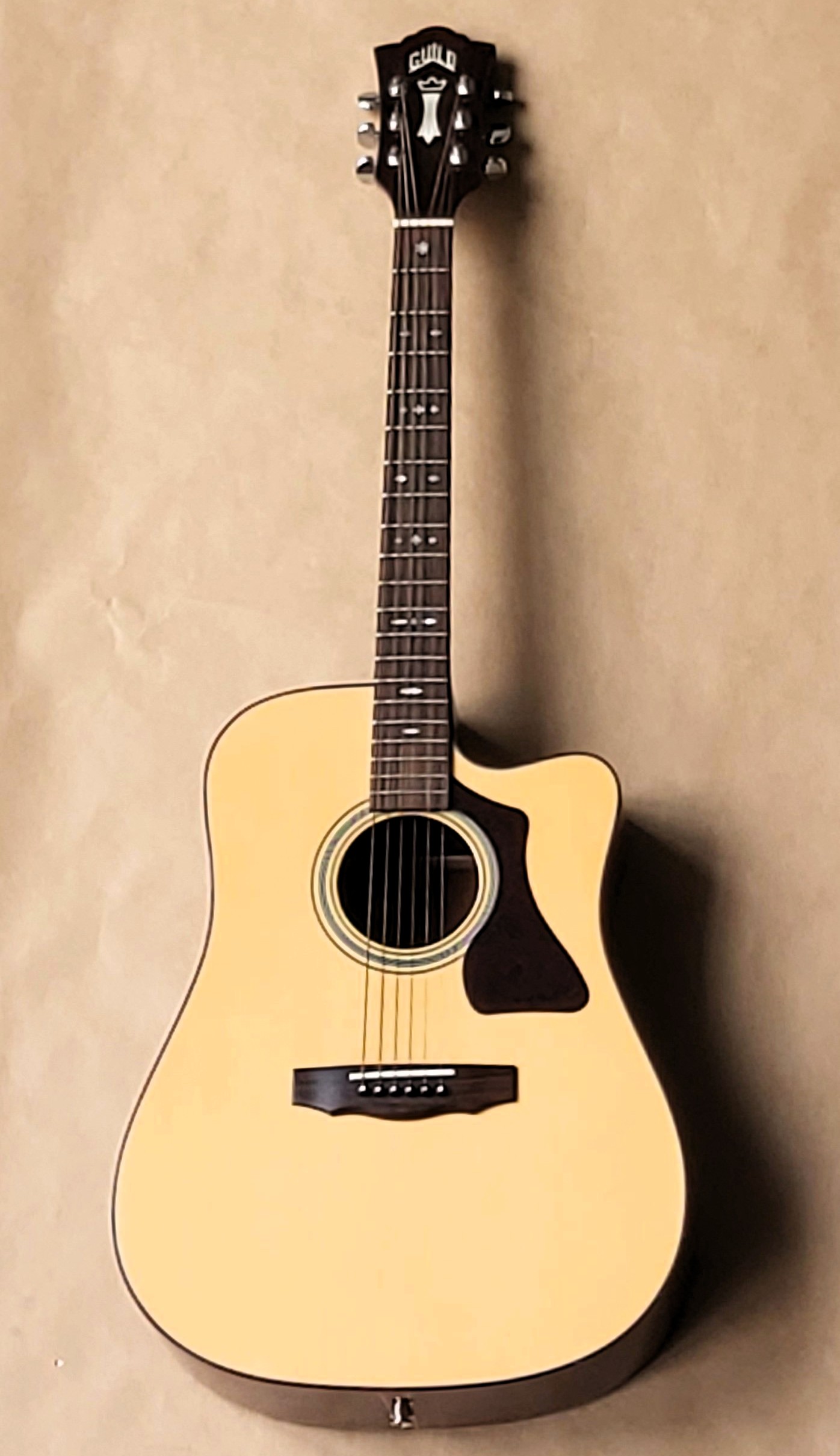 Akustik-Gitarre Guild GAD-40
