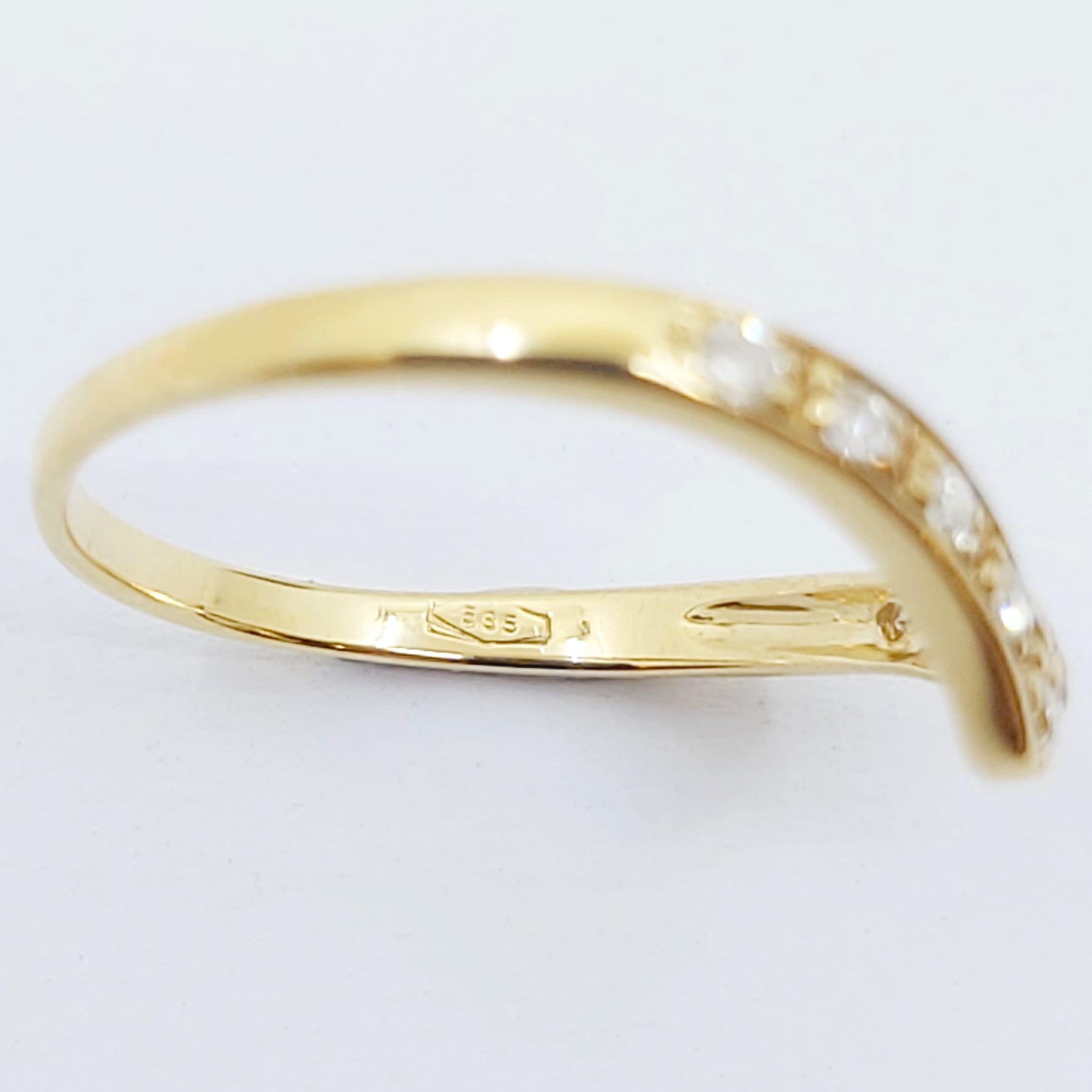 Ring 585/- mit Diamanten, Größe: 51, 1,09g