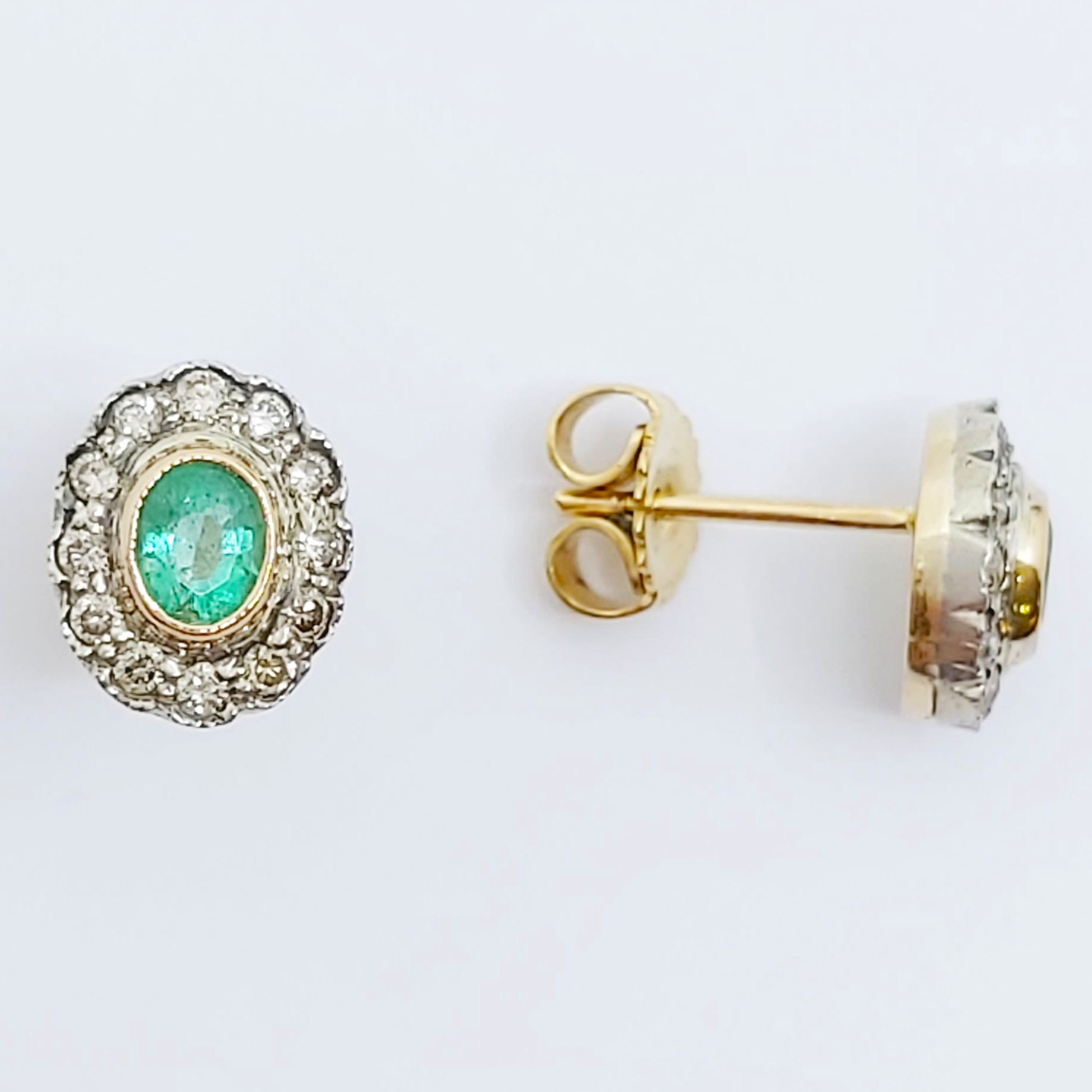 Ohrstecker 750/- und Silber mit Smaragden und Brillanten, 2,86g