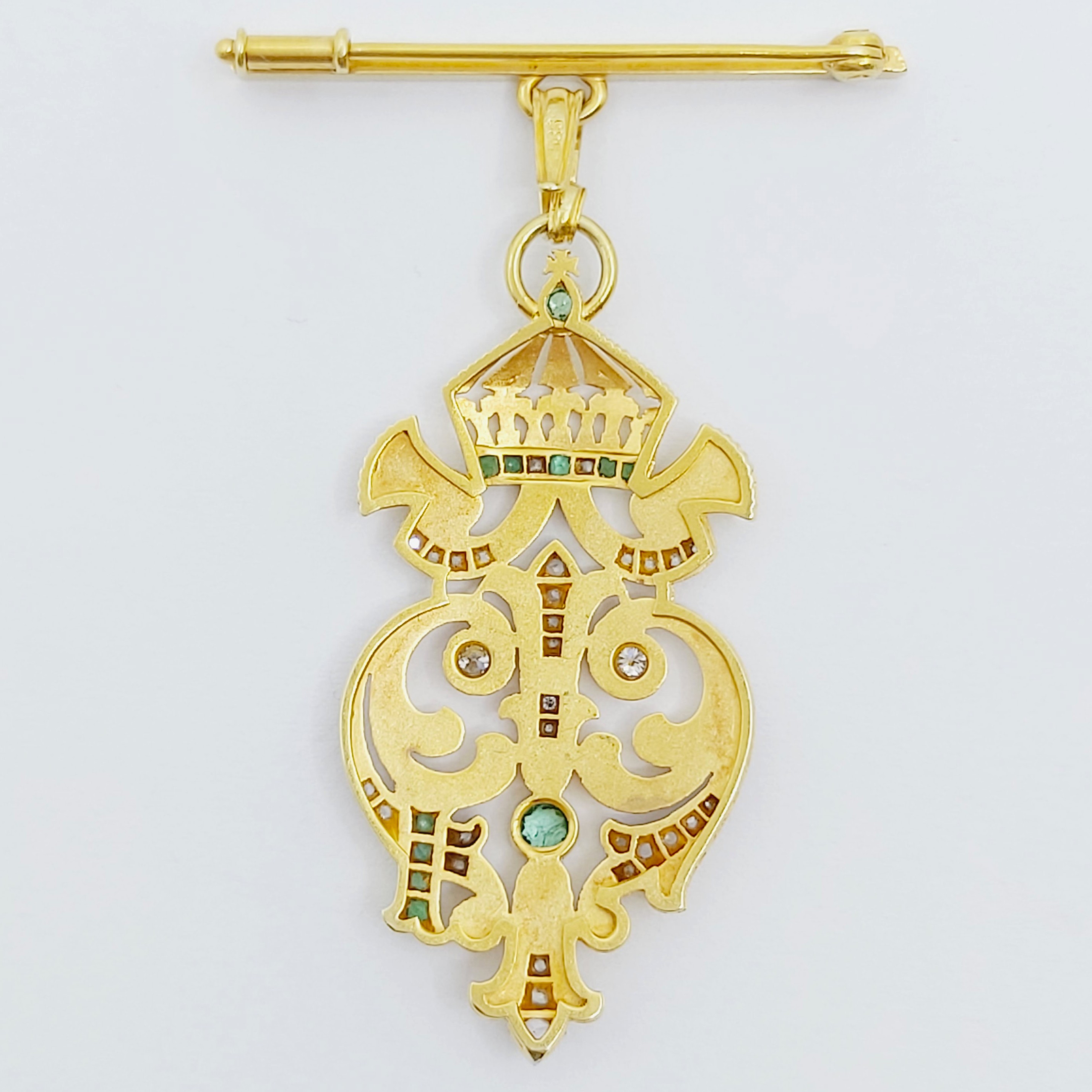 Anhänger/Brosche 585/- mit Brillanten, Diamanten und Smaragden, 11,050g
