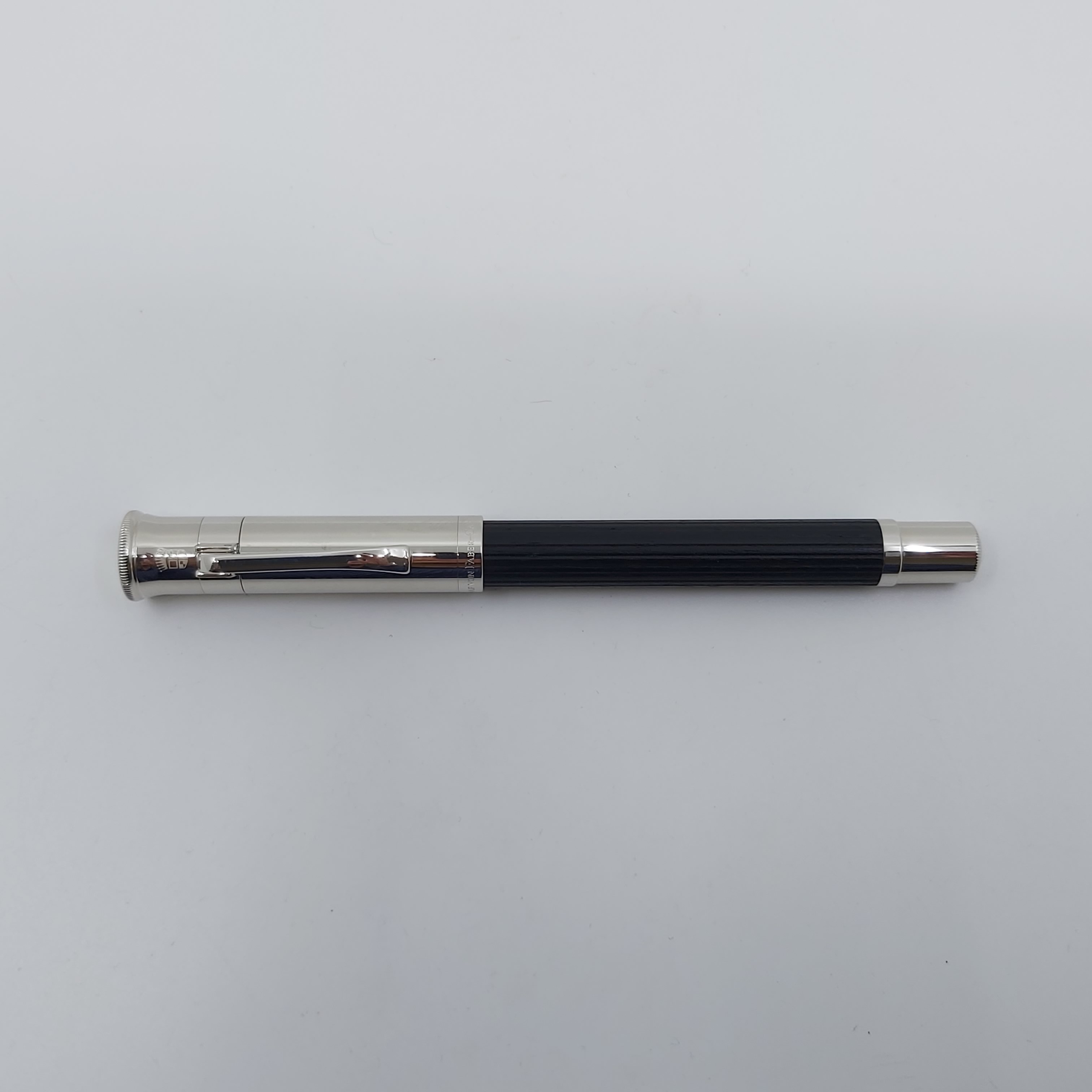 Füllfederhalter Faber Castell Classic "B"