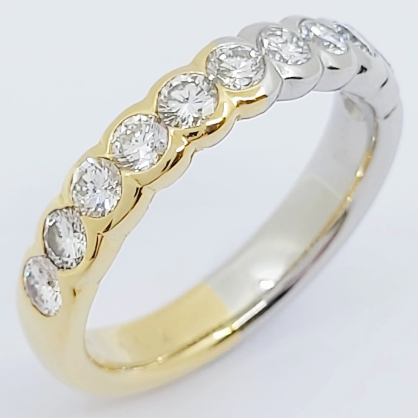 Ring 750/-, 950/- Platin mit Brillanten, Größe: 56, 7,6g