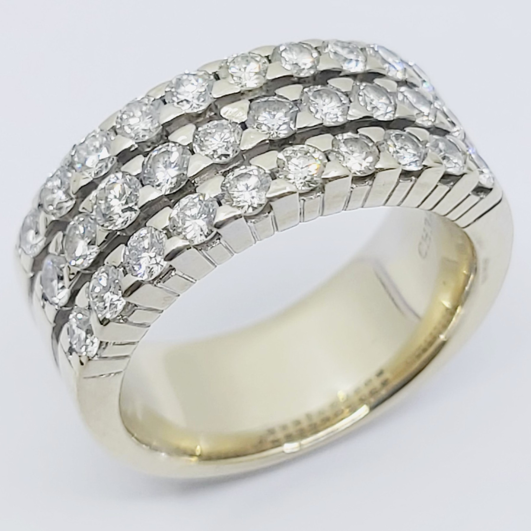 Ring 585/- mit Brillanten, Größe: 49, 9,87g
