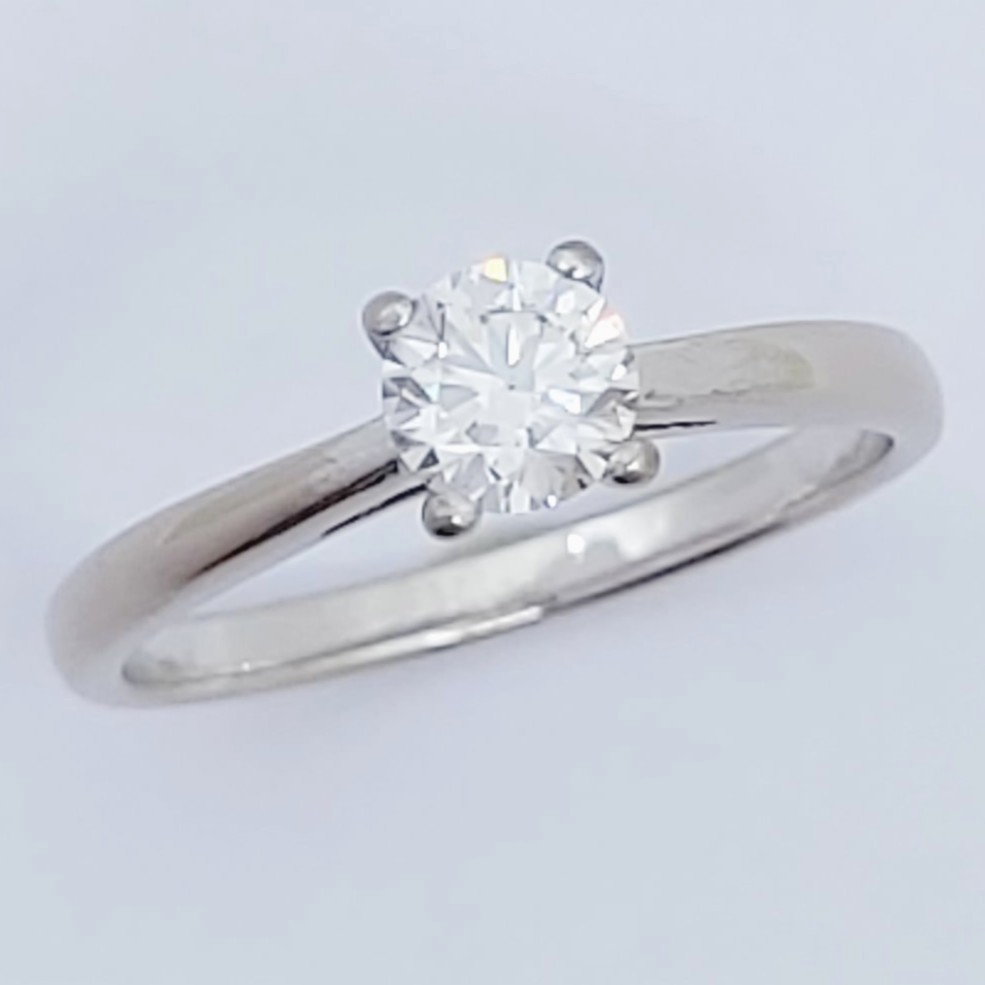 Ring 750/- mit einem Brillant, Größe: 53, 2,99g