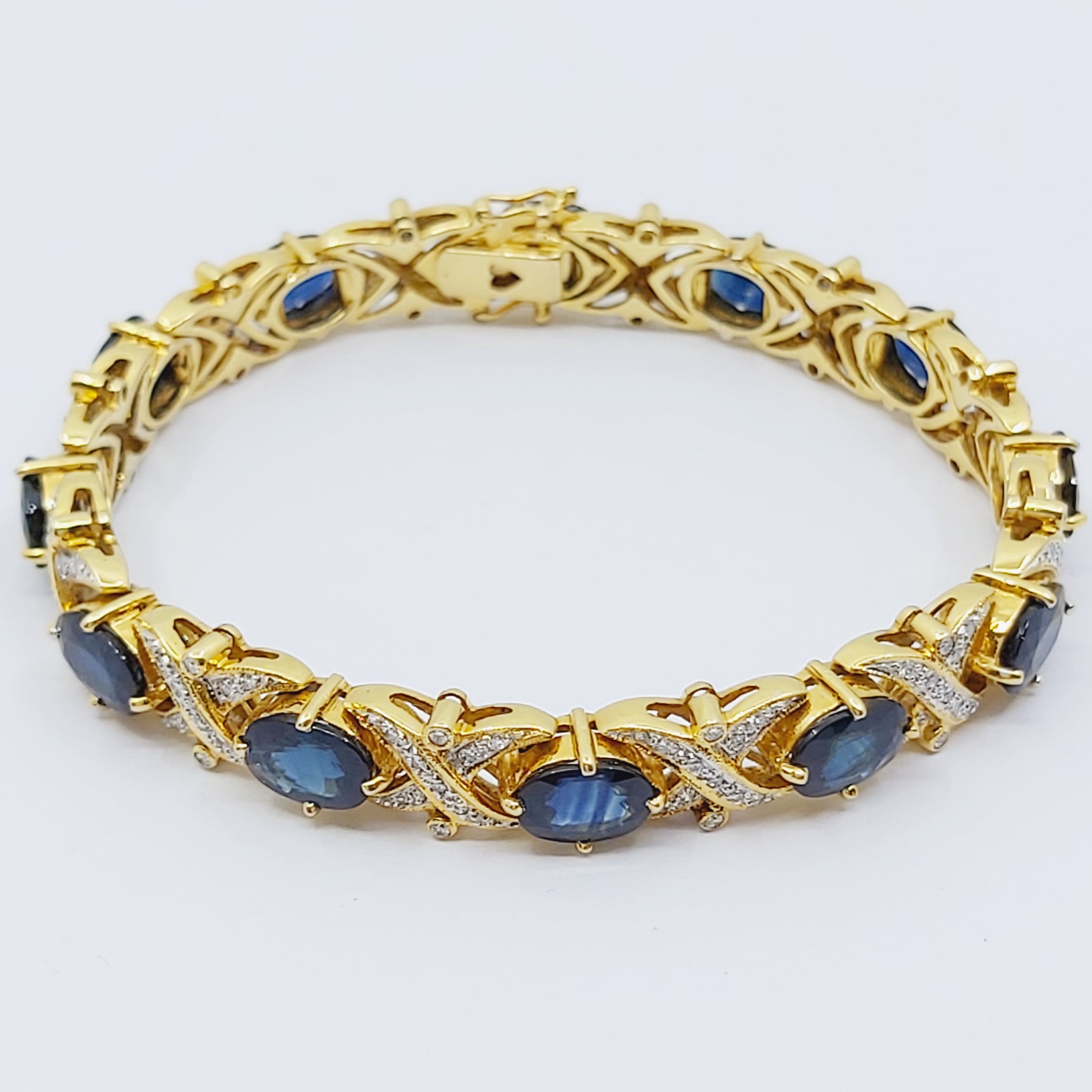 Armband 750/- mit Saphiren und Brillanten, Länge: 18 cm, 33,24g