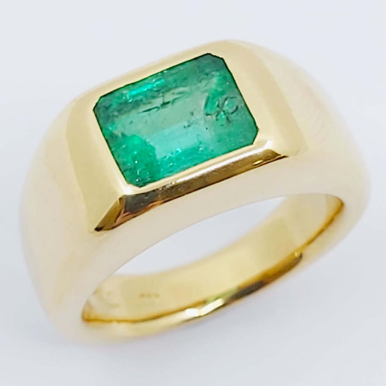 Ring 750/- mit einem Smaragd, Größe: 50, 14,72g