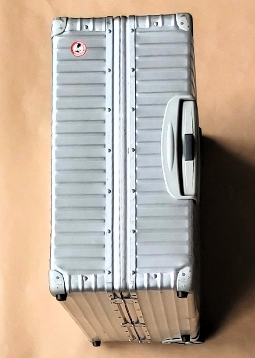 Koffer Rimowa Aluminium Gebrauchsspuren