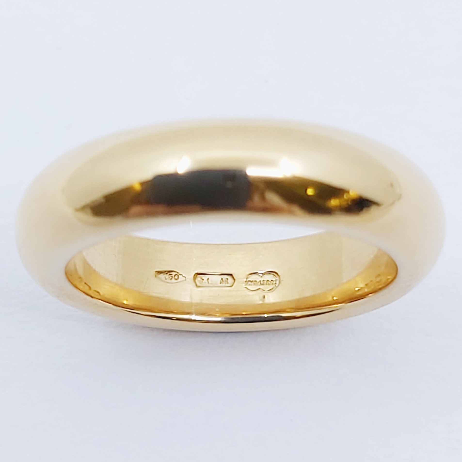 Ring 750/-, Größe: 50, 9,590g