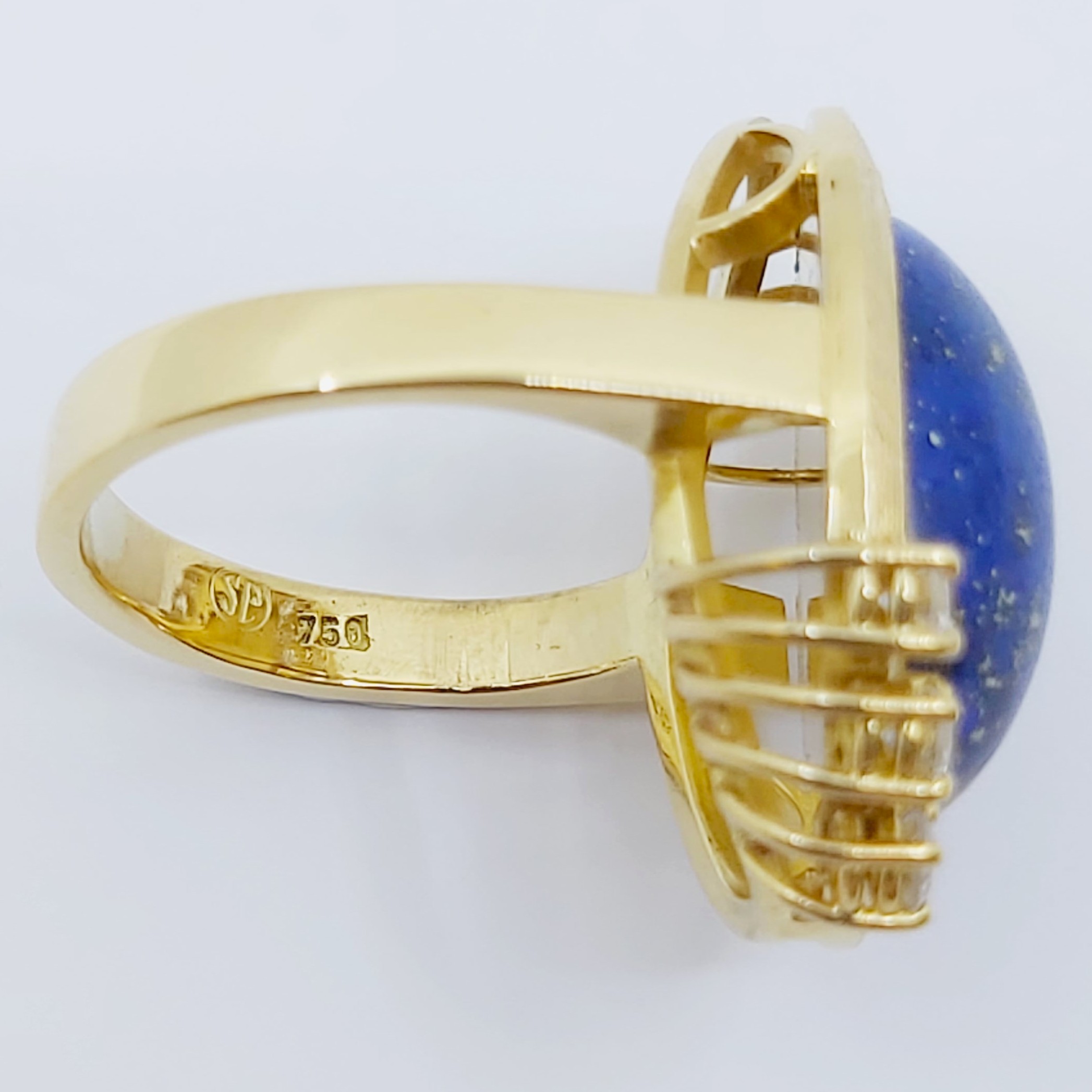Ring 750/- mit einem Lapis-Lazuli und Brillanten, Größe: 55, 12,6g