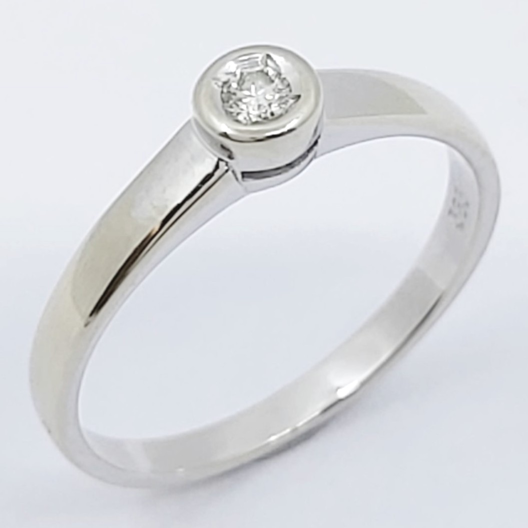 Ring 585/- mit einem Brillant, Größe: 50, 1,790g