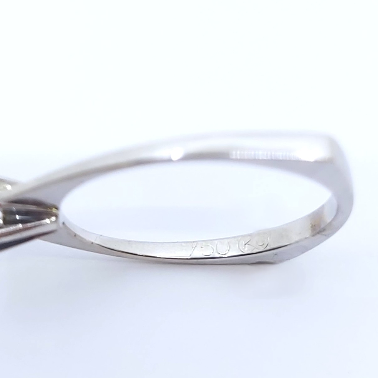 Ring 750/- mit Brillant, Größe: 54,5  3,08g