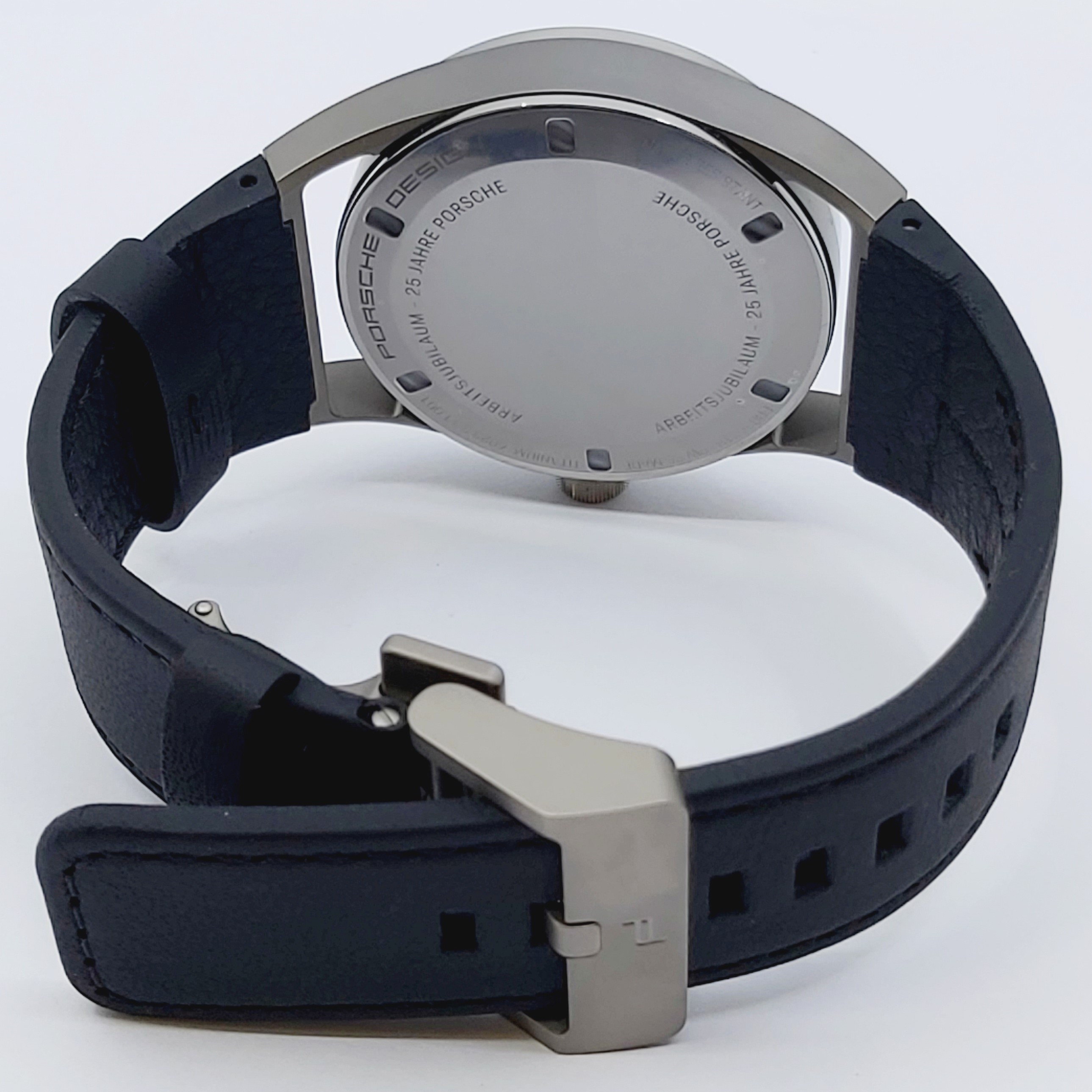 Armbanduhr Titan Porsche Design 1919 Ref. 6023.3.11.001.07.2 Ungetragen Neu
