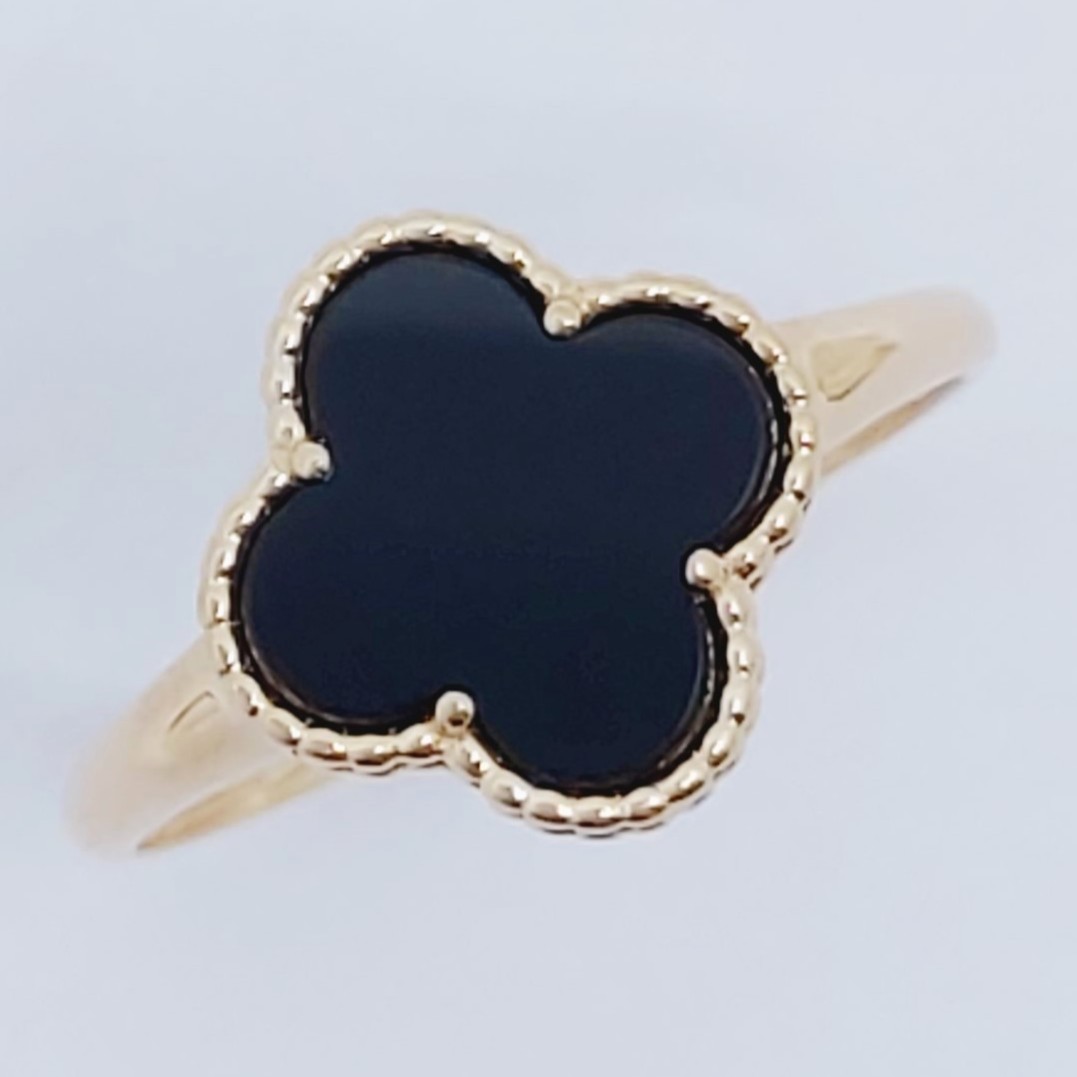 Ring 585/- mit Onyx-Kleeblatt, Größe: 58, 1,670g