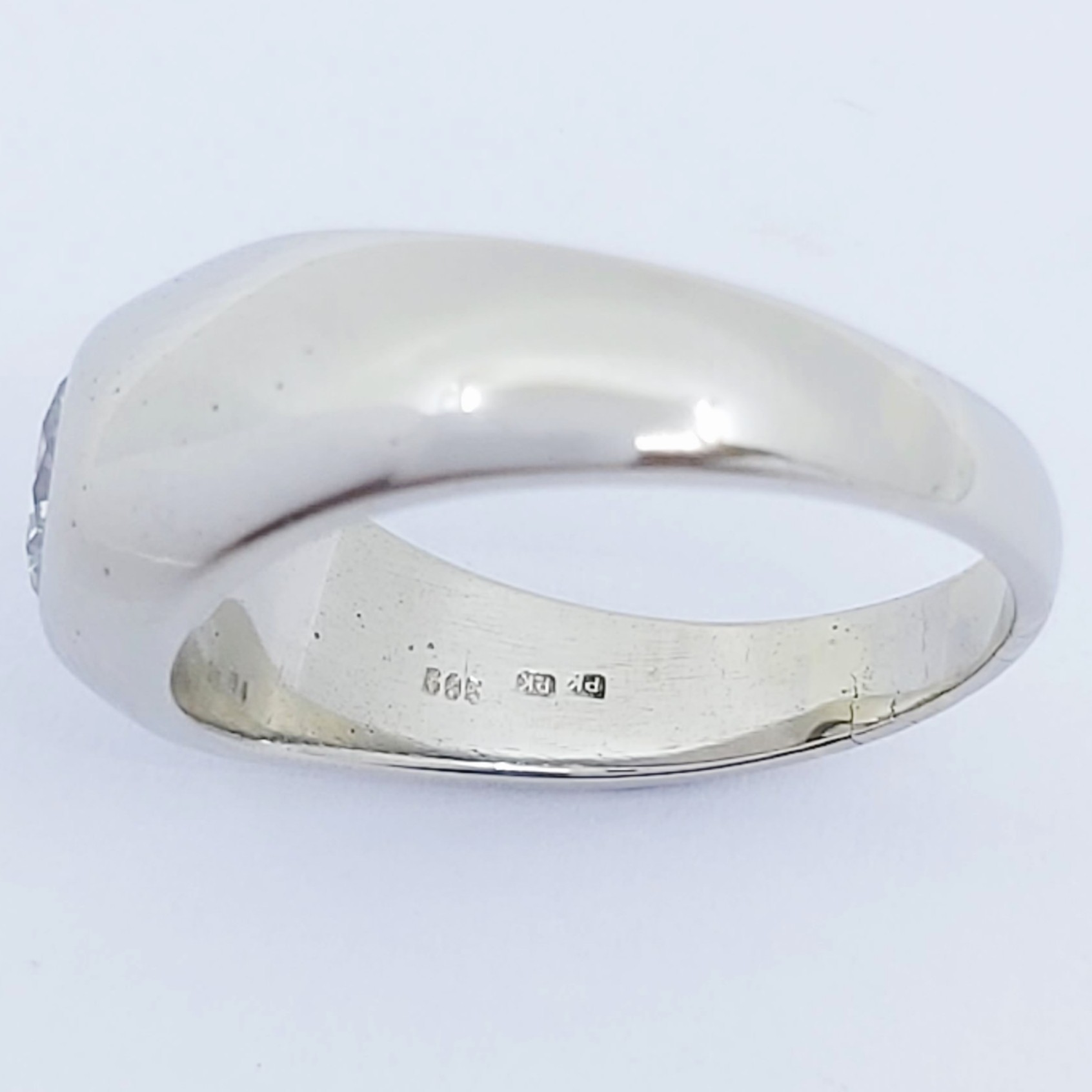 Ring 585/- mit einem Brillant, Größe: 59, 8,5g