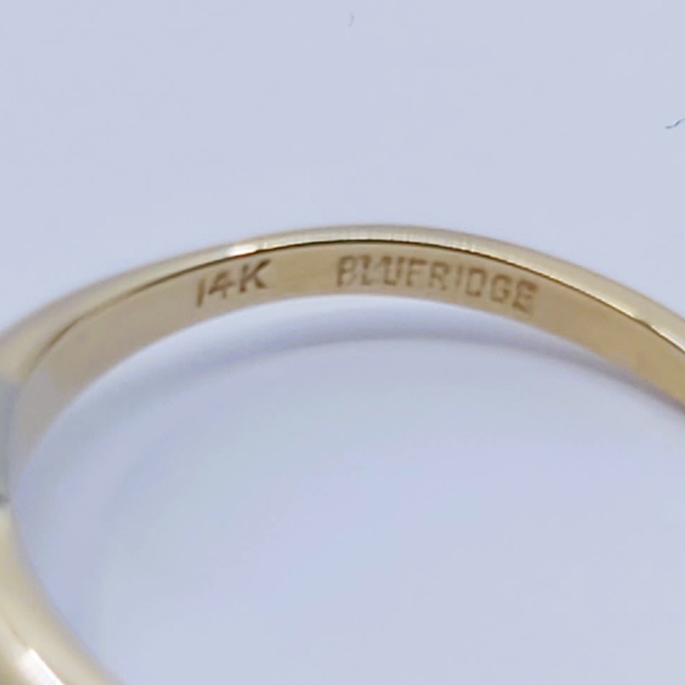 Ring 585/-, Größe: 53, Schiene Gravur: Blueridge mit Brillant,  2,40g