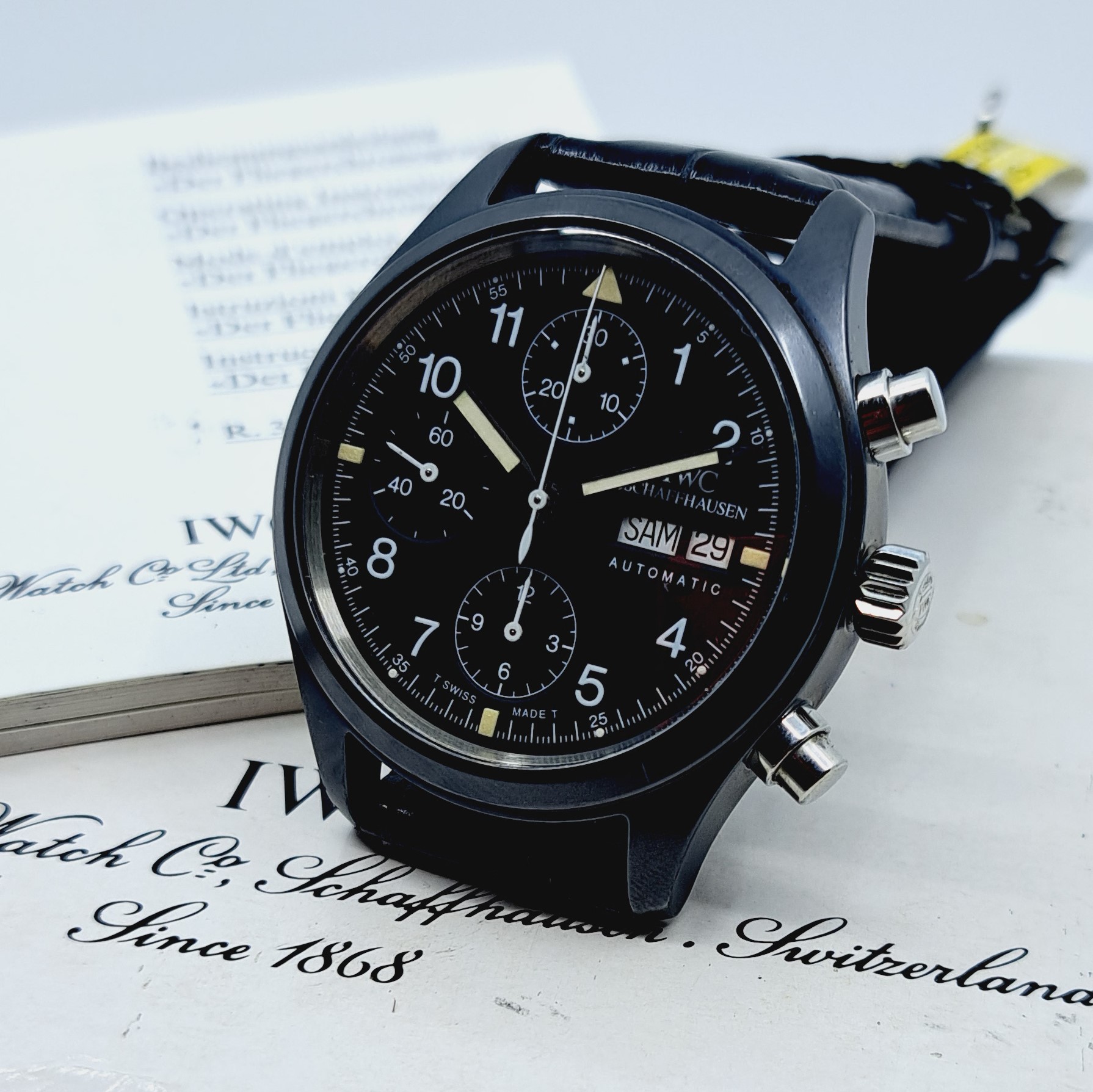 1 Armbanduhr IWC R.3705 Fliegeruhr, Lederband, mit Original-Box, ohne Pp