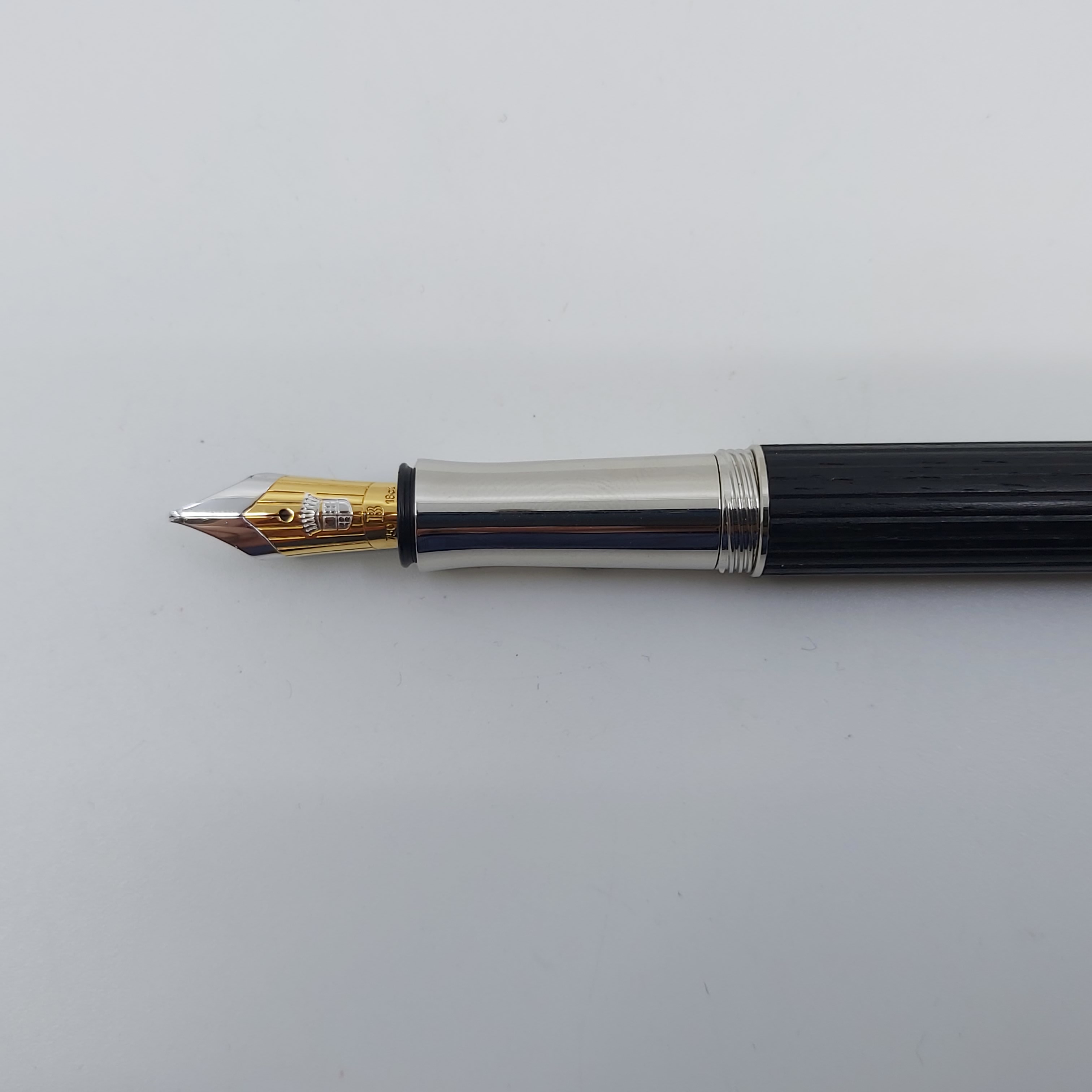 Füllfederhalter Faber Castell Classic "B"